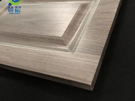 免噴吸塑膜的溫度 真空吸塑環(huán)保無(wú)異味